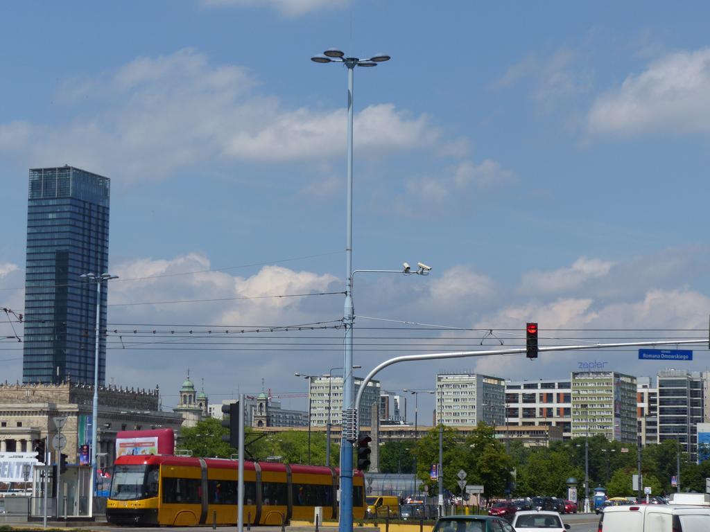 Hosapartments Atelier Residence Варшава Экстерьер фото