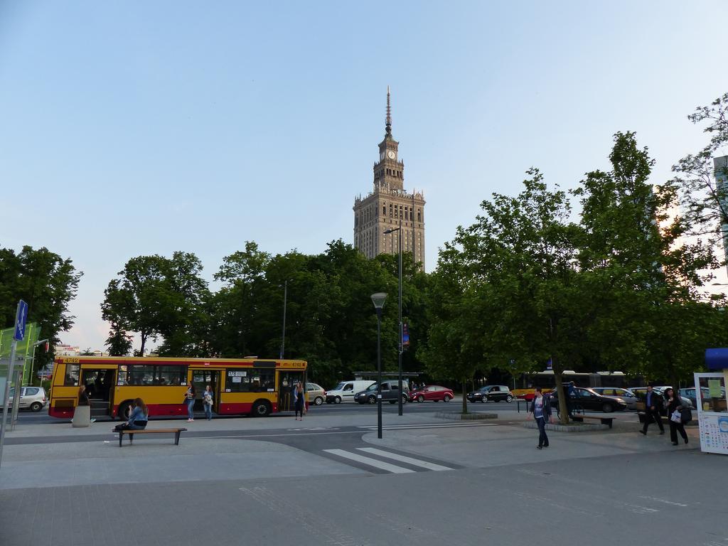 Hosapartments Atelier Residence Варшава Экстерьер фото
