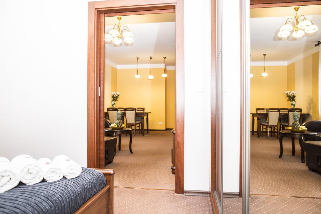 Hosapartments Atelier Residence Варшава Экстерьер фото